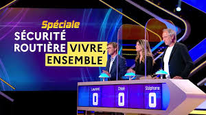Ulcéré par une énième question de l'animateur sur questions pour un champion et son successeur, samuel etienne, il s'est emporté et a quitté son à la tête de questions pour un champion, de la matinale de franceinfo, et star pendant quelques semaines du réseau twitch, le pétillant journaliste. Questions Pour Un Champion Officiel Pagina Inicial Facebook