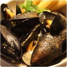 A French Traditional Appetizer Moules Marinieres French Marinated Mussels French Appetizers Seafood Recipes Cooking Blog