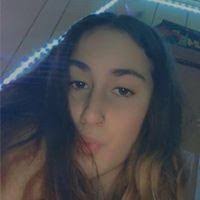 Katrina Mckee's Instagram, Twitter & Facebook