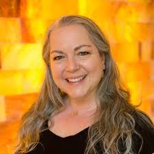 Candace Logan's Instagram, Twitter & Facebook