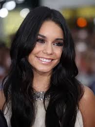 Vanessa Hudgens Long Curls Vanessa Hudgens Hair Long Hair Styles Stacked Bob Hairstyles