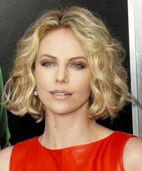 Charlize Theron Short Wavy Casual Bob Hairstyle Medium Blonde Charlize Theron Short Curly Medium Curly Hair Styles Wavy Hairstyles Medium Medium Hair Styles