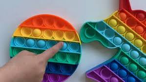 Pop its or party snaps are small novelty fireworks that make noise when thrown against a hard surface. 3xhqc0hayd23 M