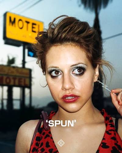 Spun' [2002] BTS by Max Modén @photographermaxmoden Shot during the filming  of Spun in 2002, these behind-the-scenes portraits offer a candid look at  an early 2000s cult classic. Photographer Max Modén was