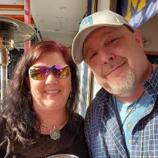 Lily, a 24-year-old waitress, had no idea she was serving Michigan  Wolverines superstar Bryce Underwood. Polite and discreet, Bryce Underwood  enjoyed his meal without drawing attention. But as he left, he placed