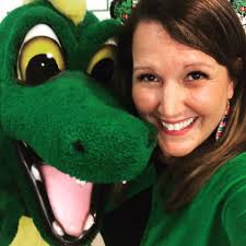 Carroll Senior High School has announced the Green Jackets for the  2018-2019 school year. Eight boys and girls with the most votes from the  esteemed CSHS faculty receive the honor of becoming