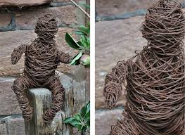 Gartendeko aus holz selber bauen gartendeko ideen selbst gemacht. Gartendeko Blog Drahtkunst Gartendeko