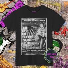 The Day The Earth Stood Still 1951 Sci Fi Retro T-Shirt – Angry Martian  Merch
