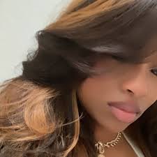 Daisy Pacheco (@crazzydaizzzy)