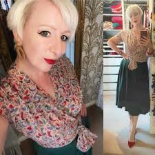 The "beverly" Button Front Full Circle Skirt With Pockets in Wine Whisp  Print, True 1950s Vintage Style