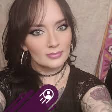 Dear Wendy's, We are loving this look for you. 🤘