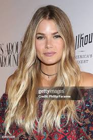 Tori Praver's Instagram, Twitter & Facebook