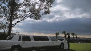 Se você ficou interessada e já vislumbra este espaço como o ambiente perfeito para você celebrar o casamento, então escreva uma simples mensagem de texto. Quinta Amadeus Home Facebook