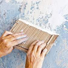 Taping off the ceiling doesn't work either. Textured Wall By Annie Sloan Annie Sloan Wall Painting Techniques Painter And Decorator Textured Wall