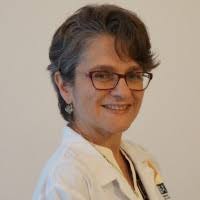 Holly Bui Email & Phone Number