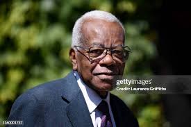 1,093 Trevor Macdonald Photos & High Res Pictures