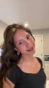 Camille Begley's Instagram, Twitter & Facebook