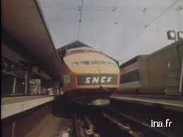 À vitesse grand v avec ouigo. Premier Tgv Marseille Paris Sudorama Memoires Du Sud De 1940 A Nos Jours