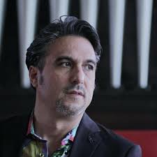 Roberto Ramírez Cantante (@RamirezCantante)