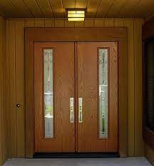 Untuk menyimak rangkaian model pintu utama rumah sederhana maka alangkah baiknya langsung saja kita simak beberapa contoh pintu yang akan saya bagikan di bawah ini yang semoga bisa menjadi inspirasi buat kamu yang butuh banget dengan referensi desain pintu. 10 Gambar Pintu Rumah Buka 2 Konsep Top