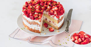Erdbeer Sahne Torte Leicht Und Ohne Gelatine Die Besten Backrezepte Mit Gelinggarantie Rezept Backrezepte Erdbeer Sahne Torte Kuchen Und Torten Rezepte