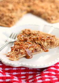 Apple Crisp Pizza Recipe The Girl Who Ate Everything Recipe Apple Dessert Recipes Apple Dessert Recipes Easy Desserts