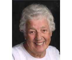 Julie Cloninger's Instagram, Twitter & Facebook