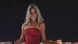 Paige almendariz (soccer player) was born on the 19th of october, 1997. Unlv Soccer Player Paige Almendariz Can Finally Profit Off Her Instagram
