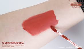 Lip cream make over merupakan salah satu produk lip yang diciptakan make over yang salah satunya diberi nama make over intense matte lip cream. Swatches Review Wardah Beauty Colorfit Velvet Matte Lip Mousse Earthy Collection Lippielust