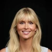 Kristen Holley's Instagram, Twitter & Facebook