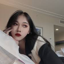 Cathy Feng (@kaxicaxi) • Threads, Say more