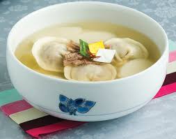 It is stuffed with a combination of beef and various vegetables. Korean Recipes Manduguk Dumpling Soup Korea Net The Official Website Of The Republic Of Korea
