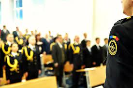 Inspectoratul de politie al judetului dolj, face parte din inspectoratul general al politiei române si este institutia specializata a statului care exercita atributii privind apararea drepturilor si libertatilor fundamentale ale persoanei, a proprietatii private si publice, prevenirea si descoperirea infractiunilor, respectarea ordinii si linistii publice în conditiile legii. Ml0 18431 Academia NaÈionalÄ De InformaÈii Mihai Viteazul