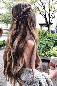 These Curly Hairstyles For Long Hair Which You Are Going To Get Today Clicking Here Have Come A V Medium Hair Styles Long Hair Styles Medium Length Hair Styles