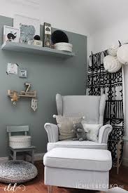 Trendfarbe Salbeigrun Im Babyzimmer Jetzt Kommt Farbe An Die Wand Ich Liebe Deko Babyzimmer Deko Die Farbe In 2020 Zimmer Wandfarbe Kinderzimmer Wohnzimmertisch