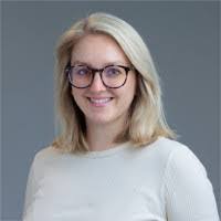 Allison Bloss's Instagram, Twitter & Facebook