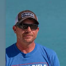 Frank Crescitelli (@finchasernyc) · Instagram photos and videos