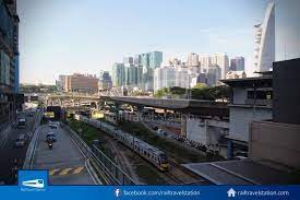 The klang river splits mid valley city and kl eco city. Abdullah Hukum Lrt Ktm Kl Eco City The Gardens Mid Valley Link Bridge A Straightforward Connection 5 Years In The Making Railtravel Station