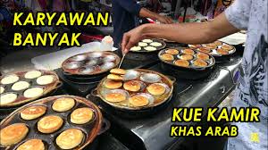 Maybe you would like to learn more about one of these? Sehari Habis Ribuan Biji Kue Kamir Khas Arab Car Free Day Jakarta Bundaran Hi Youtube