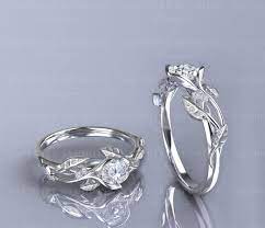 Ivy Fleur Gold Flower Vine Engagement Ring Etsy Floral Engagement Ring Emerald Engagement Ring Flower Engagement Ring