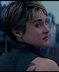 Beatrice Prior Instagram