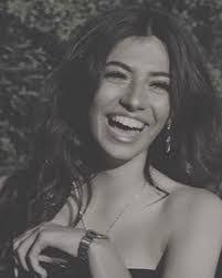 Claudia Valentin's Instagram, Twitter & Facebook