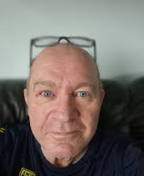 Good afternoon, my name is Hal. I'm constantly looking for new friends.