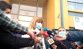 Incluso la cuenta oficial de buenos días a todos despidió a su primera conductora. Gvcem8sgt Smnm