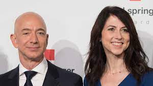 He was born in albuquerque, new mexico and raised in houston, texas. Bescheidene Milliardarin Die Exfrau Von Jeff Bezos Hat Einen Chemielehrer Geheiratet Welt