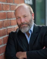 Robert Gomillion's Instagram, Twitter & Facebook