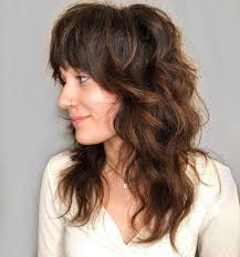 It's a timeless look, and it always seems to go back to the renaissance style. 51 Modern Medium Shag Haircuts And Hairstyles For 2021