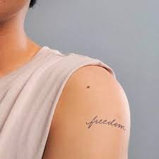 Maybe you would like to learn more about one of these? Nhá»¯ng Máº«u Hinh XÄƒm Chá»¯ Ä'áº¹p Cho Nam Y NghÄ©a Nháº¥t Inkaholic