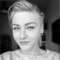 30+ "Julie Moos" profiles