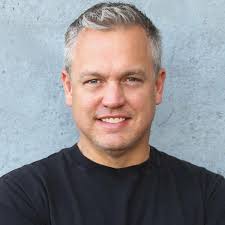 Darren Rust's Instagram, Twitter & Facebook